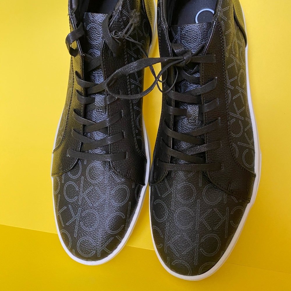 Calvin Klein Bensi men’s sneakers size 10.5